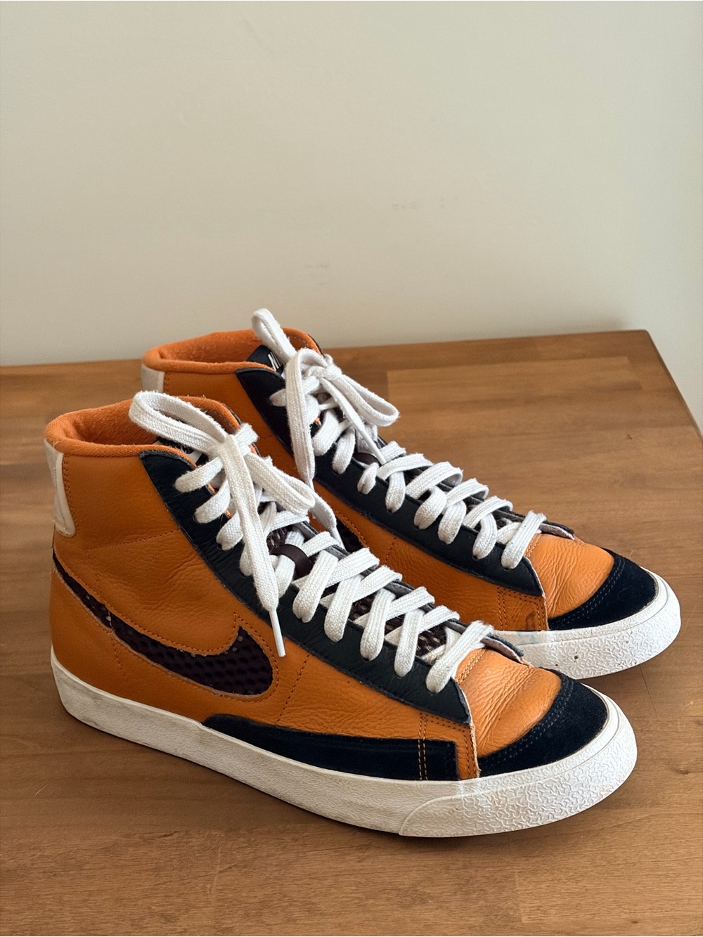 Nike By You Blazer Mid ‘77 Custom Leather Sneakers Men’s US 9 Orange Black Suede